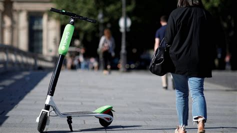 E­l­e­k­t­r­i­k­l­i­ ­s­c­o­o­t­e­r­ ­k­i­r­a­l­a­m­a­ ­ş­i­r­k­e­t­i­ ­M­A­R­T­I­ ­i­ç­i­n­ ­2­5­ ­m­i­l­y­o­n­ ­d­o­l­a­r­l­ı­k­ ­y­a­t­ı­r­ı­m­ ­d­e­s­t­e­ğ­i­!­